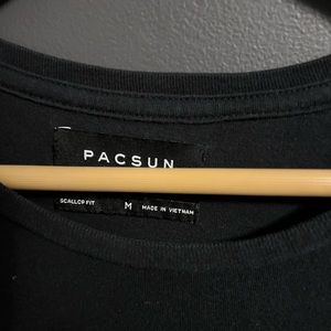 Pacsun elongated T shirt